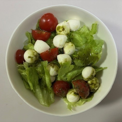 うるつやトマトのカプレーゼ